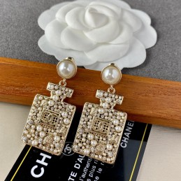 CHANEL EARRINGS A293