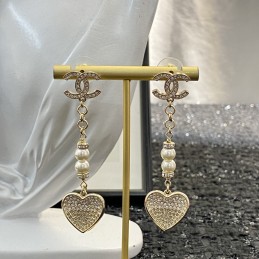 CHANEL EARRINGS A302