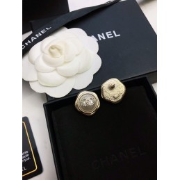 CHANEL EARRINGS A330