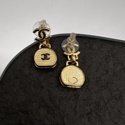 CHANEL EARRINGS A348