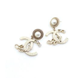 CHANEL EARRINGS A364