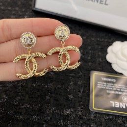 CHANEL EARRINGS A372