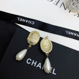 CHANEL EARRINGS A388