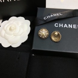 CHANEL EARRINGS A407