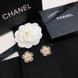 CHANEL EARRINGS A408