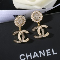 CHANEL EARRINGS A409