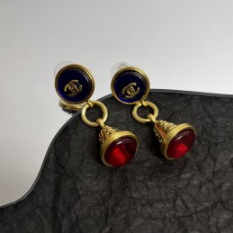 CHANEL EARRINGS A412