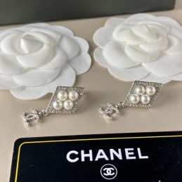 CHANEL EARRINGS A459