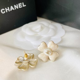 CHANEL EARRINGS A468