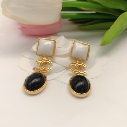 CHANEL EARRINGS A483