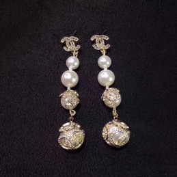 CHANEL EARRINGS A487