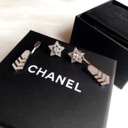 CHANEL EARRINGS A498