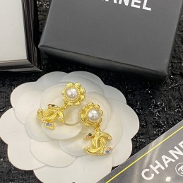 CHANEL EARRINGS A499