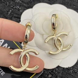 CHANEL EARRINGS A502