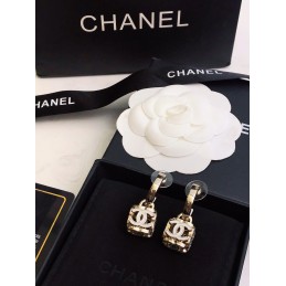 CHANEL EARRINGS A508