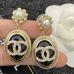 CHANEL EARRINGS A511