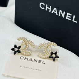 CHANEL EARRINGS A514