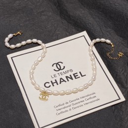 CHANEL NECKLACES A011