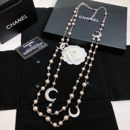 CHANEL NECKLACES A015