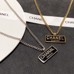 CHANEL NECKLACES A021