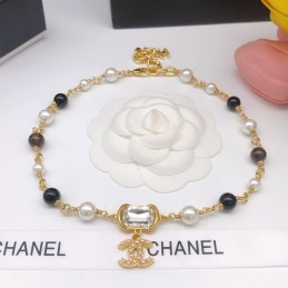 CHANEL NECKLACES A033