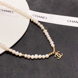 CHANEL NECKLACES A035