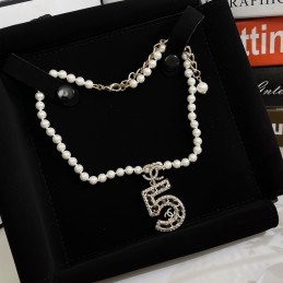 CHANEL NECKLACES A037