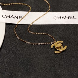 CHANEL NECKLACES A042