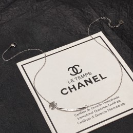 CHANEL NECKLACES A047