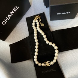 CHANEL NECKLACES A053