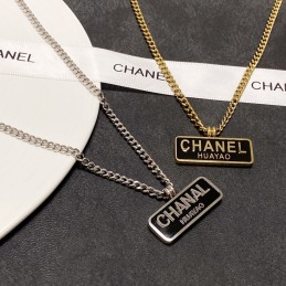 CHANEL NECKLACES A057