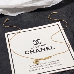 CHANEL NECKLACES A065