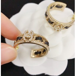 CHANEL EARRINGS A525