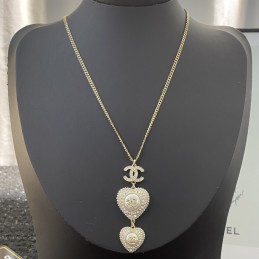 CHANEL NECKLACES A075