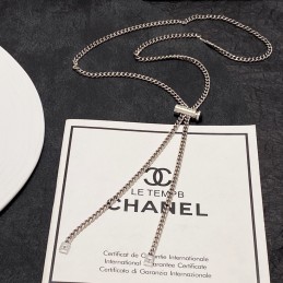 CHANEL NECKLACES A076