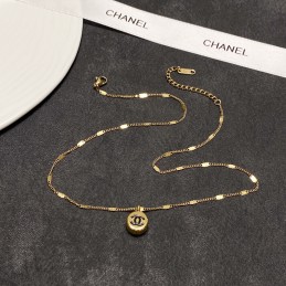 CHANEL NECKLACES A080