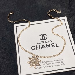 CHANEL NECKLACES A082