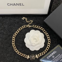 CHANEL NECKLACES A095