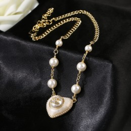 CHANEL NECKLACES A113