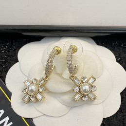 CHANEL EARRINGS A527