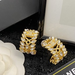 CHANEL EARRINGS A528