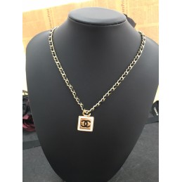 CHANEL NECKLACES A138