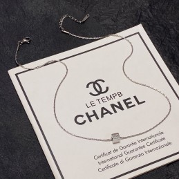 CHANEL NECKLACES A157