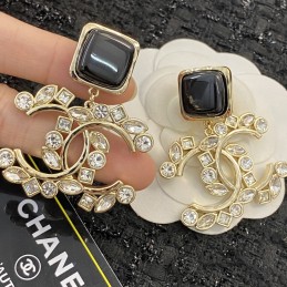 CHANEL EARRINGS A532