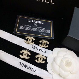 CHANEL EARRINGS A536