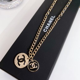 CHANEL NECKLACES A187