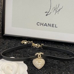 CHANEL NECKLACES A200