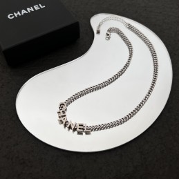 CHANEL NECKLACES A220